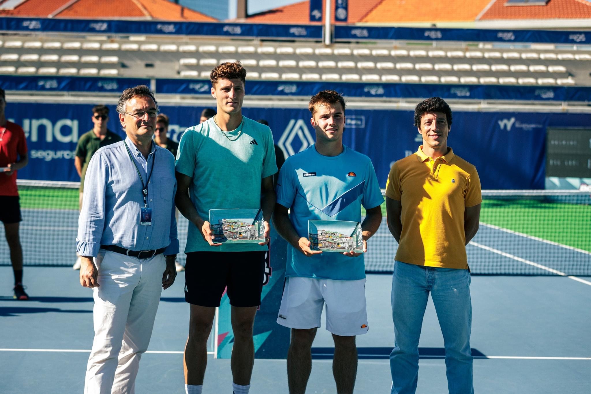 Arthur Fery e Stuart Parker conquistam o Porto Open M25