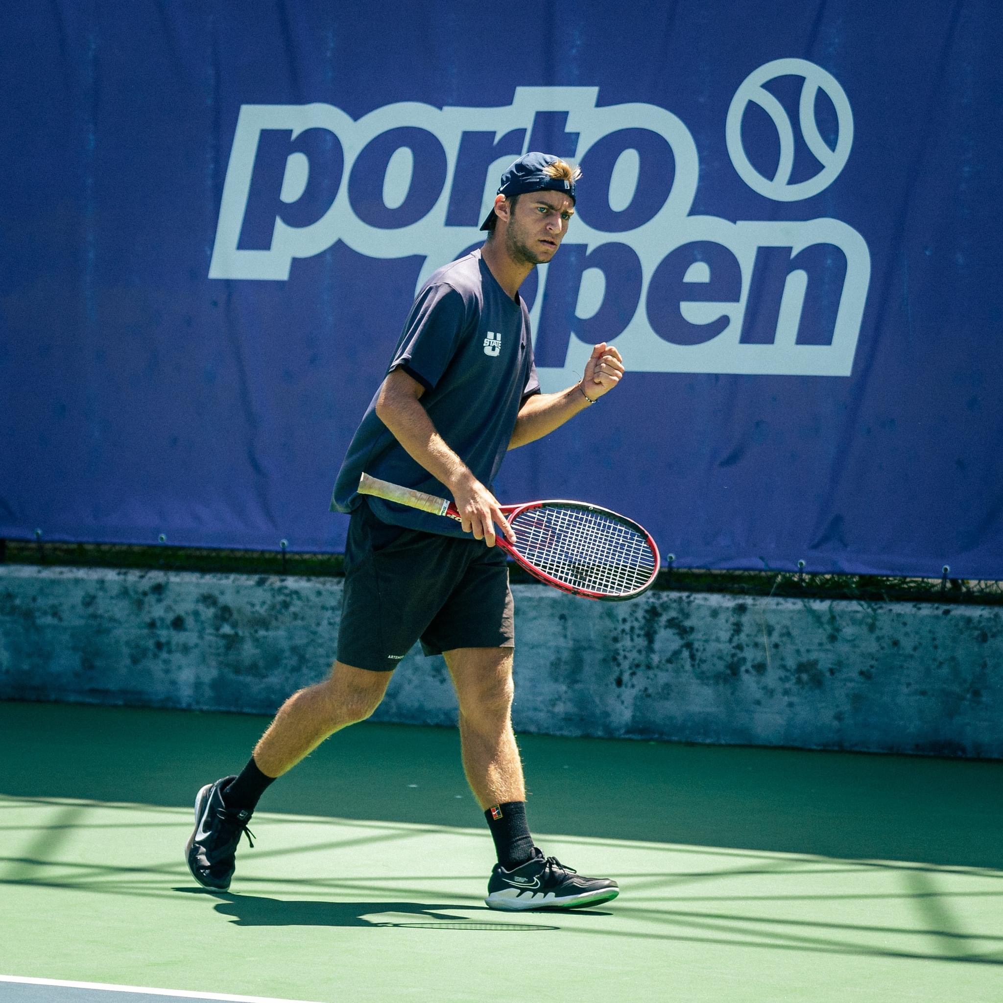 Nuno Pinheiro derrota um cabeça de série e faz história no Porto Open