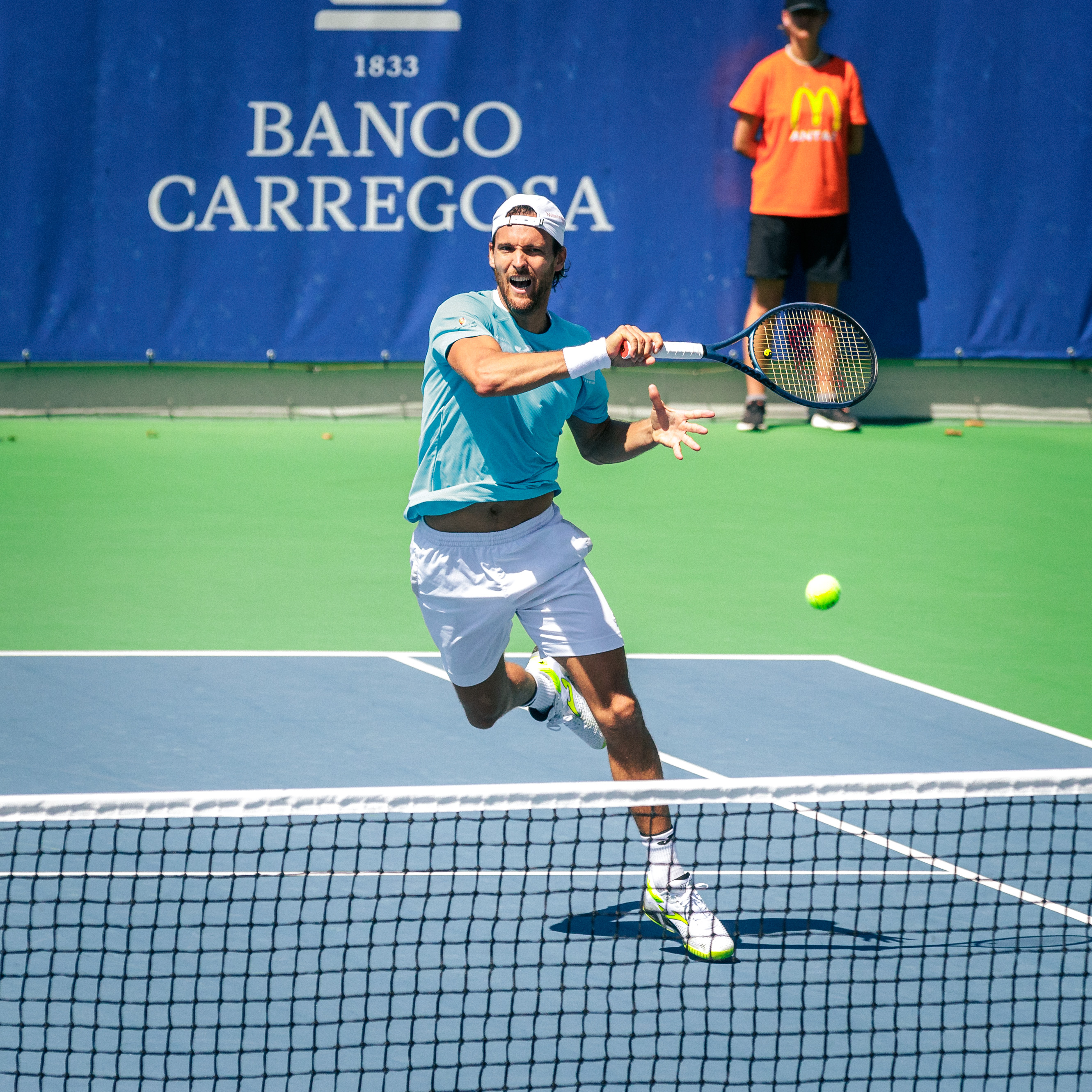 João Sousa segue embalado para a final do Porto Open