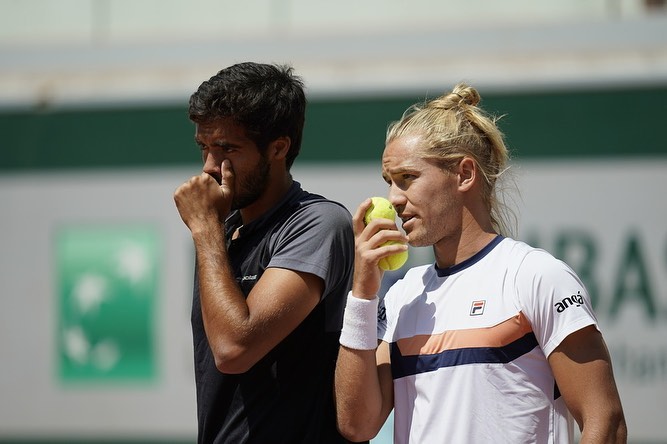 Francisco Cabral e Rafael Matos “surpreendem” rumo à meia final em Kitzbuhel