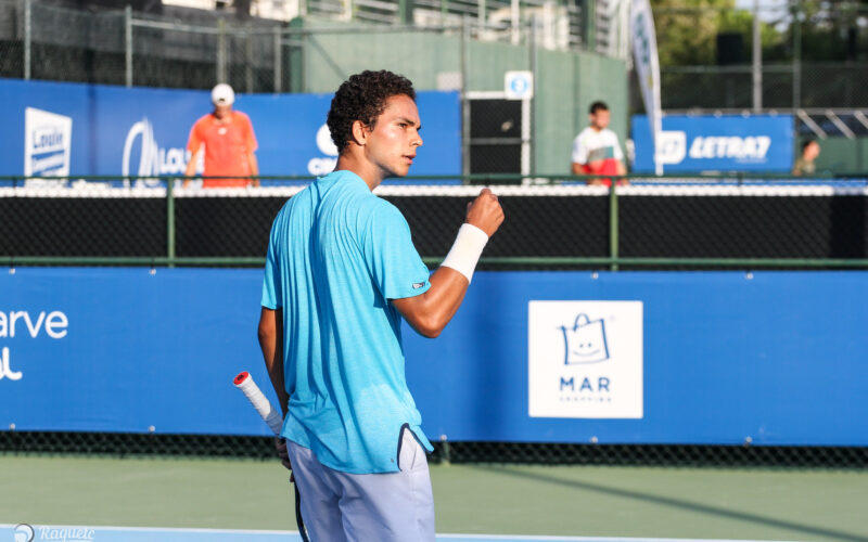 Pedro Araújo e Tiago Pereira apuram-se para a segunda ronda em Sintra