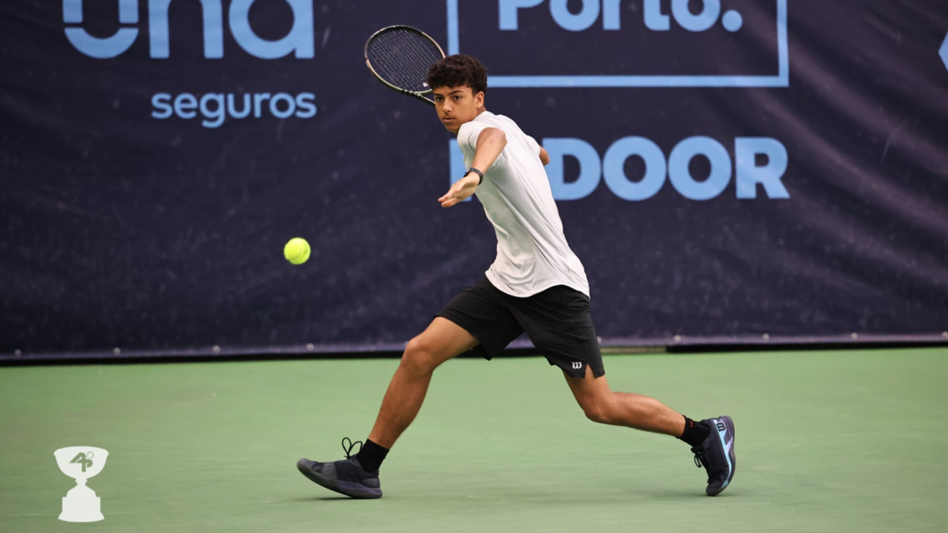 Gonçalo Rosa Castro elimina favorito rumo aos quartos de final em Rabat