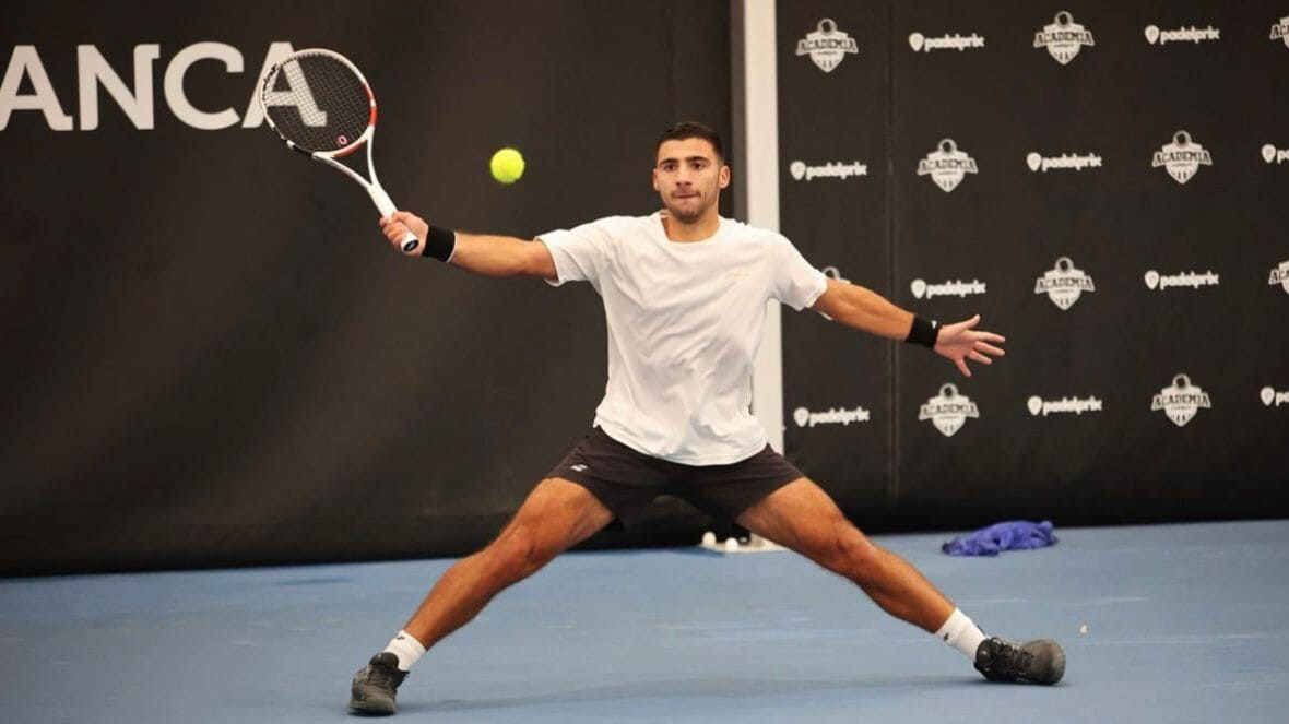 Afonso Portugal ultrapassa nova batalha e conquista o primeiro ponto ATP