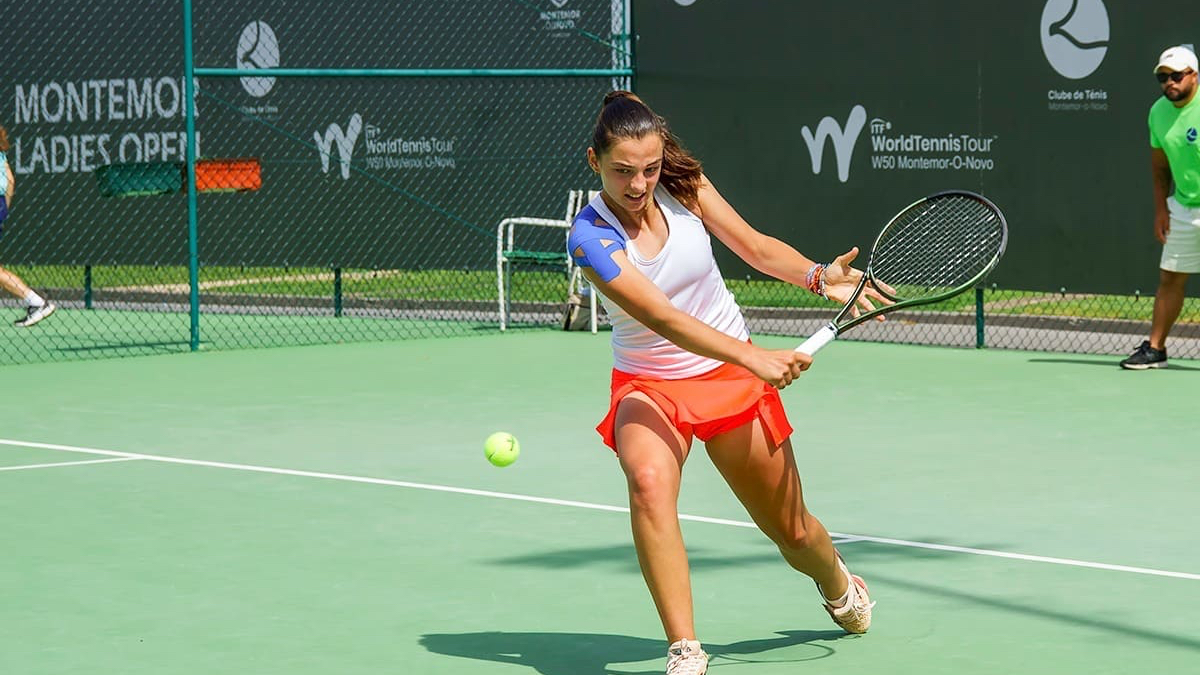 Analu Freitas e Sara Lança derrotadas na estreia em Guimarães