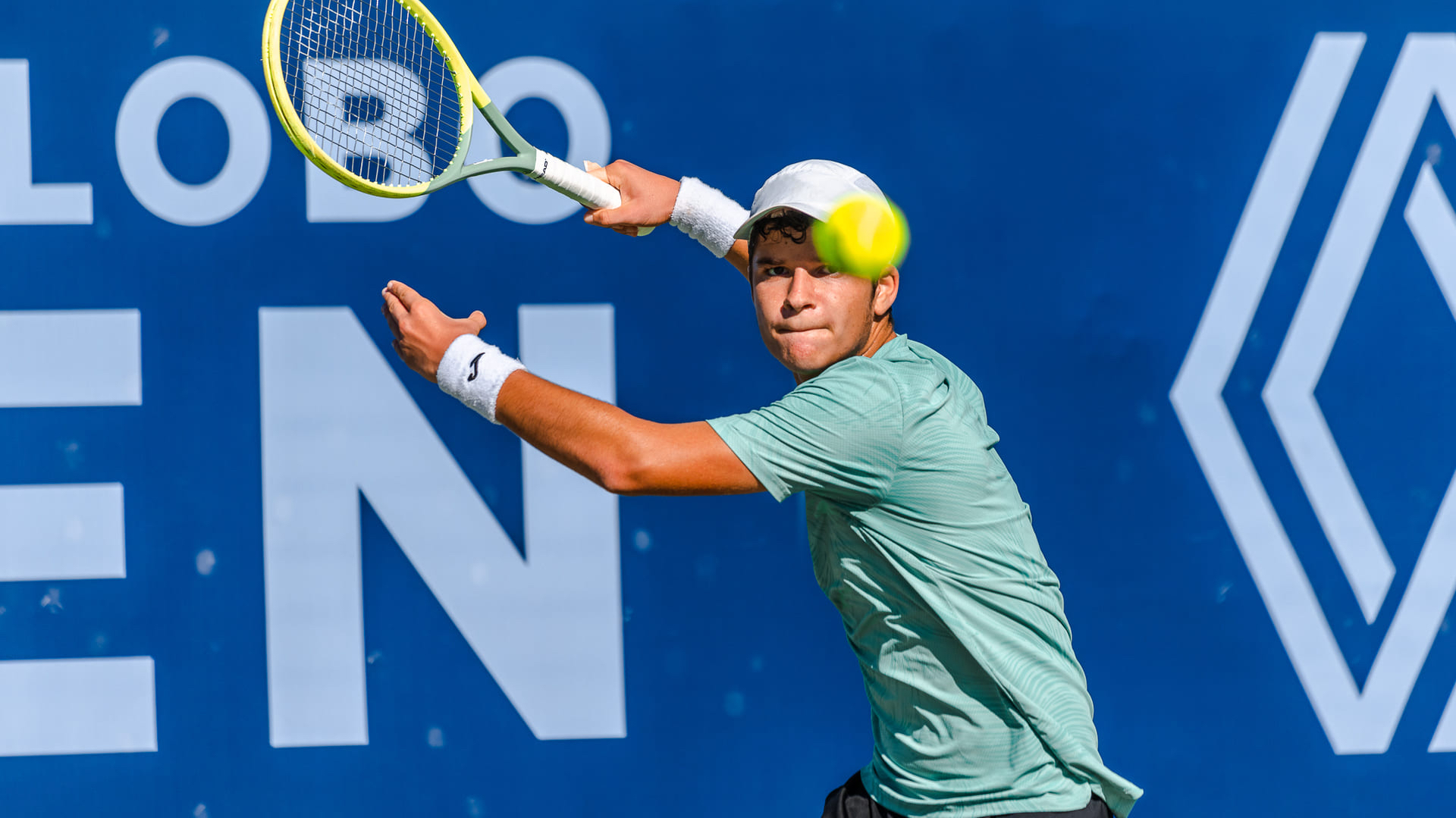 Gonçalo Marques confirma favoritismo e apura-se para a segunda ronda do qualifying em Telde