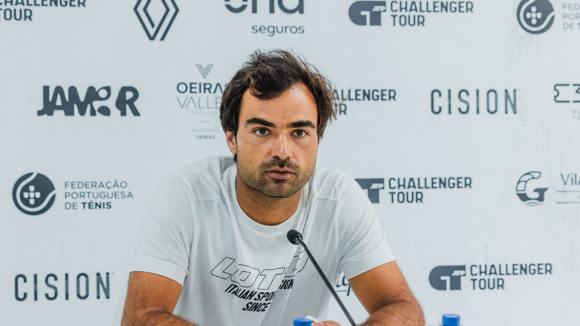 Frederico Silva mostra-se “contente” e afirma: «O principal é fazer mais um bom jogo”