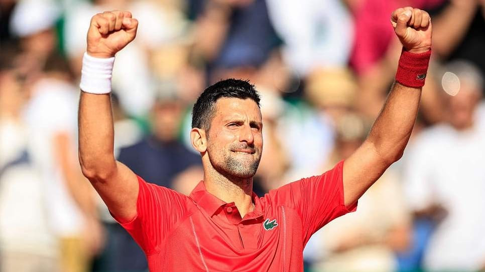 Novak Djokovic atinge meia final em Monte Carlo e quebra mais um recorde