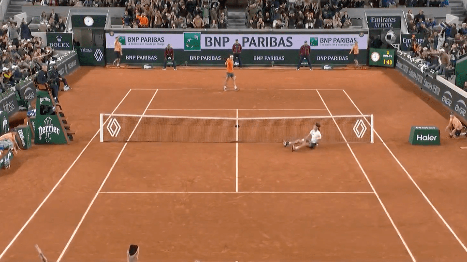 Vídeo: Ponto do ano? Casper Ruud protagoniza momento soberbo após fazer um um tweener impossível!