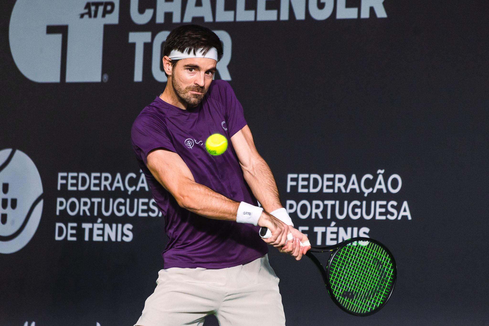 Gastão Elias falha o regresso aos quartos de final do Indoor Oeiras Open 2