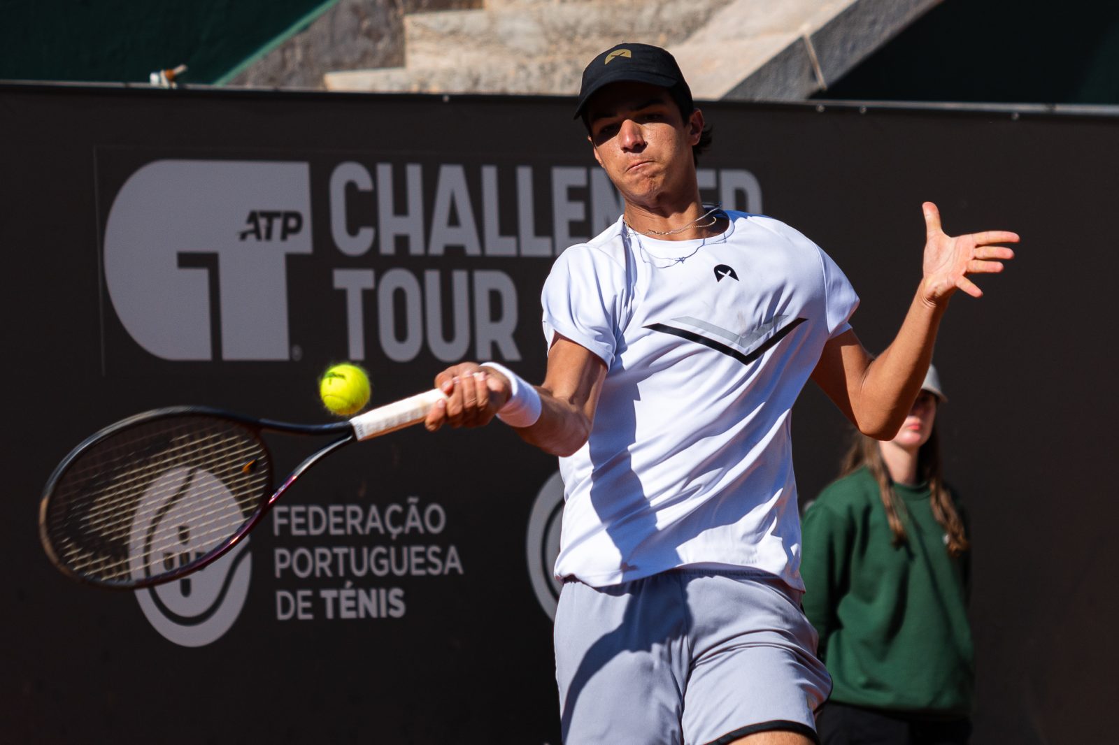 Tiago Pereira falha o apuramento para os oitavos de final do Oeiras Open 5