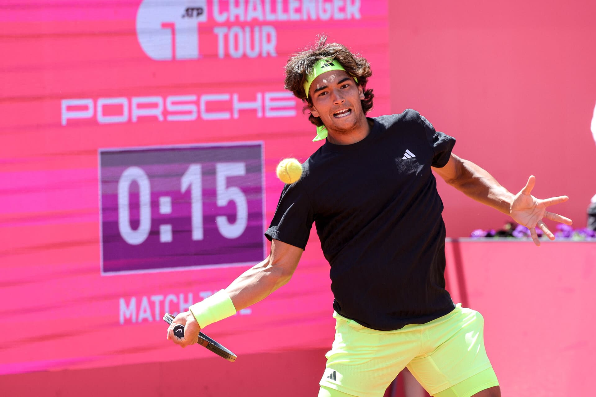 Henrique Rocha com o destino traçado no regresso a Roland Garros